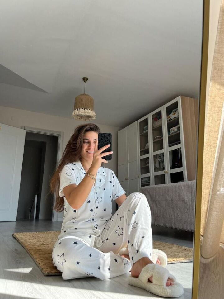 Süprem Yıldızlı Pijama Takımı - Kısa Kollu